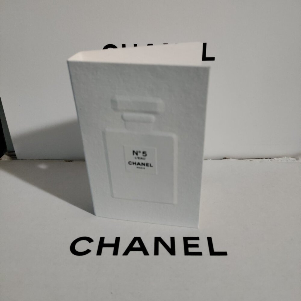 CHANEL NO 5. SAMPLE. NEW !